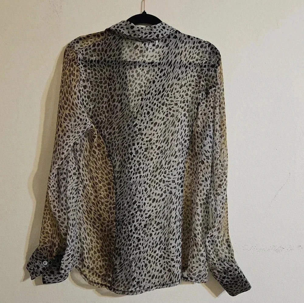 Graciela Grin Animal Print Blouse - Picture 2 of 5